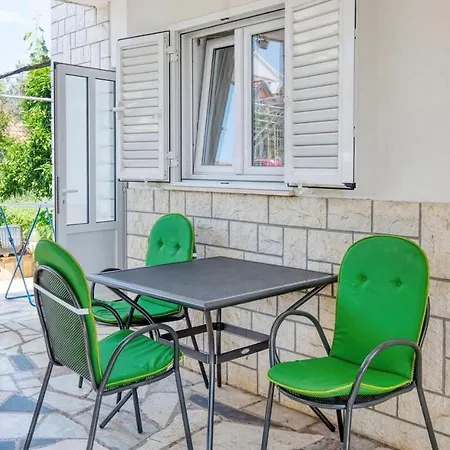 Guest house Near The Sea In Rogoznica